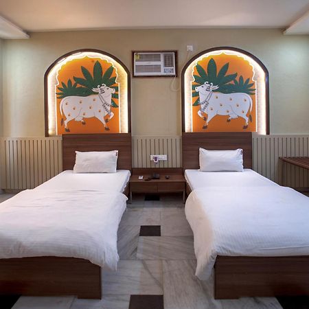Hotel Bhakti Dhama Vrindāvan Eksteriør bilde