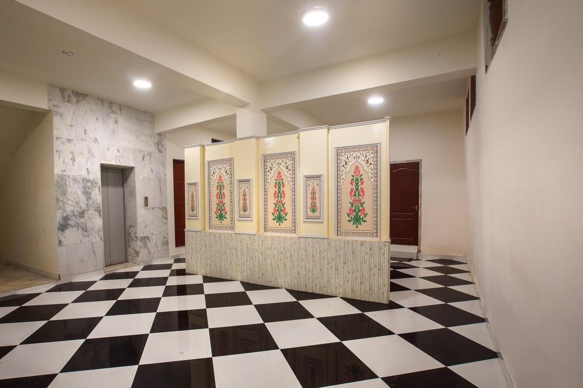Hotel Bhakti Dhama Vrindāvan Eksteriør bilde