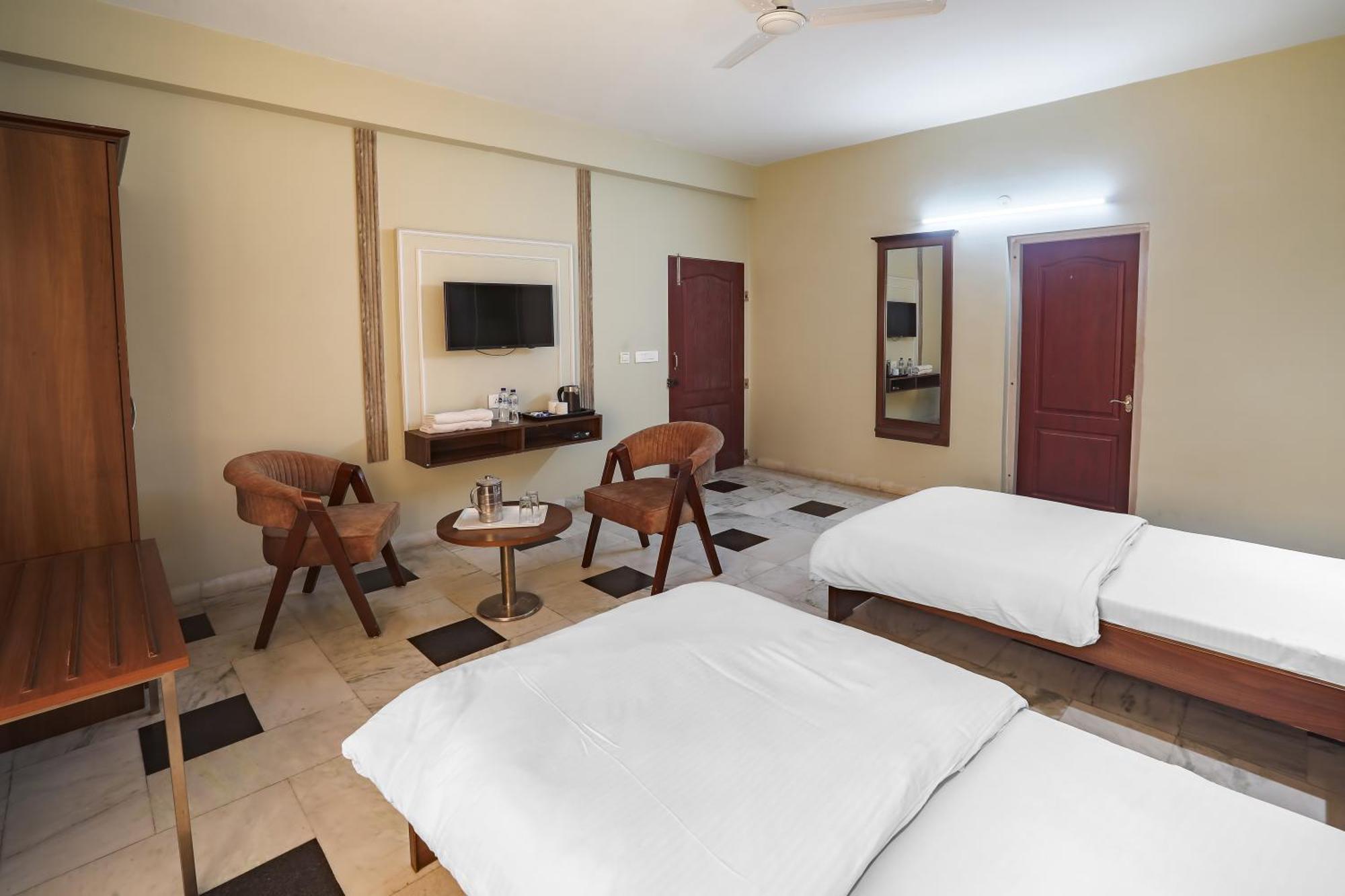 Hotel Bhakti Dhama Vrindāvan Eksteriør bilde