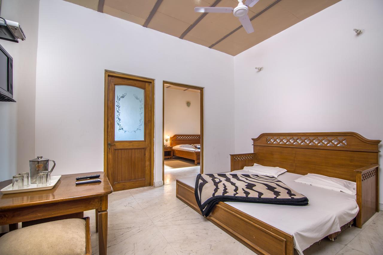 Hotel Bhakti Dhama Vrindāvan Eksteriør bilde